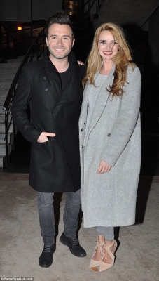 Nadine_Coyle_leaving_RTE_Studios_21_11_15_28829.jpg