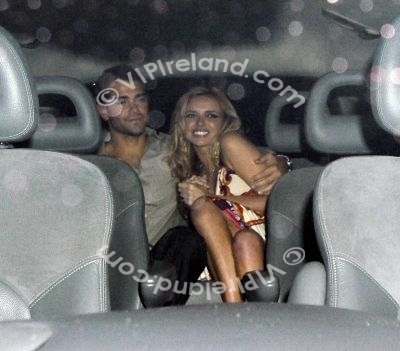 Girls_Aloud_4th_Anniversary_Party_At_Mahiki_Club_061206_27.jpg