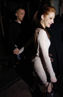 Girls_Aloud_4th_Anniversary_Party_At_Mahiki_Club_06_12_06_2817529.jpg