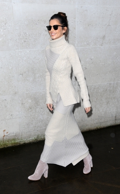 Leaving_BBC_Radio_1_24_11_15_2810729.jpg