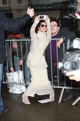 Leaving_BBC_Radio_1_24_11_15_2813529.jpg