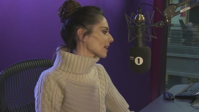 Cheryl_and_her_groups_on_the_Radio_1_Breakfast_Show_mp40018.jpg