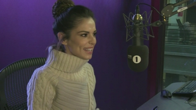 Cheryl_on_BBC_Radio_1_Breakfast_Show_with_Nick_Grimshaw___24_11_2015_mp40102.jpg