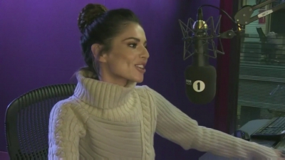 Cheryl_on_BBC_Radio_1_Breakfast_Show_with_Nick_Grimshaw___24_11_2015_mp40203.jpg