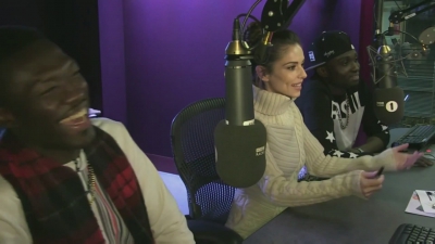 Cheryl_on_BBC_Radio_1_Breakfast_Show_with_Nick_Grimshaw___24_11_2015_mp40250.jpg