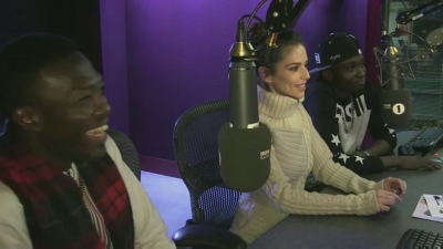 Cheryl_on_BBC_Radio_1_Breakfast_Show_with_Nick_Grimshaw___24_11_2015_mp40251.jpg
