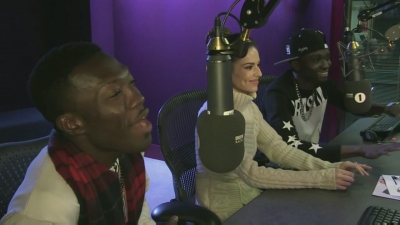 Cheryl_on_BBC_Radio_1_Breakfast_Show_with_Nick_Grimshaw___24_11_2015_mp40321.jpg