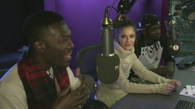 Cheryl_on_BBC_Radio_1_Breakfast_Show_with_Nick_Grimshaw___24_11_2015_mp40372.jpg