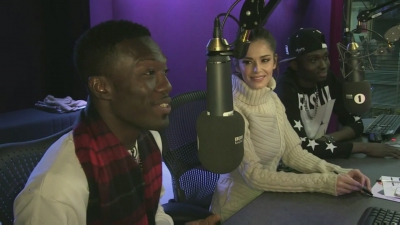 Cheryl_on_BBC_Radio_1_Breakfast_Show_with_Nick_Grimshaw___24_11_2015_mp40416.jpg