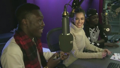 Cheryl_on_BBC_Radio_1_Breakfast_Show_with_Nick_Grimshaw___24_11_2015_mp40452.jpg