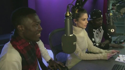 Cheryl_on_BBC_Radio_1_Breakfast_Show_with_Nick_Grimshaw___24_11_2015_mp40476.jpg