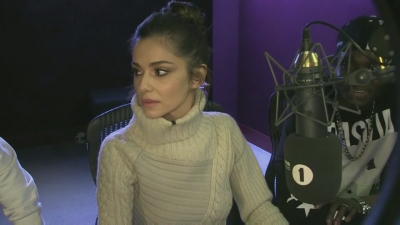 Cheryl_on_BBC_Radio_1_Breakfast_Show_with_Nick_Grimshaw___24_11_2015_mp40511.jpg