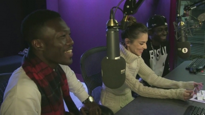 Cheryl_on_BBC_Radio_1_Breakfast_Show_with_Nick_Grimshaw___24_11_2015_mp40534.jpg