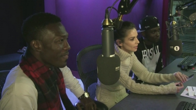Cheryl_on_BBC_Radio_1_Breakfast_Show_with_Nick_Grimshaw___24_11_2015_mp40539.jpg