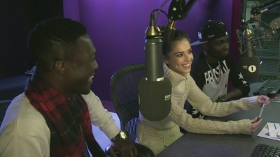 Cheryl_on_BBC_Radio_1_Breakfast_Show_with_Nick_Grimshaw___24_11_2015_mp40548.jpg