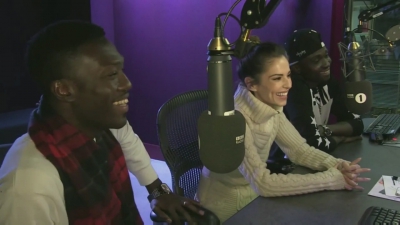 Cheryl_on_BBC_Radio_1_Breakfast_Show_with_Nick_Grimshaw___24_11_2015_mp40584.jpg