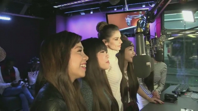 Cheryl_on_BBC_Radio_1_Breakfast_Show_with_Nick_Grimshaw___24_11_2015_mp40786.jpg