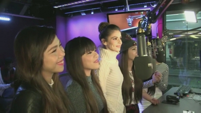 Cheryl_on_BBC_Radio_1_Breakfast_Show_with_Nick_Grimshaw___24_11_2015_mp40801.jpg