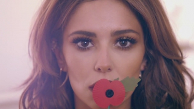 Remembering_the_Fallen_with_a__TwoMinuteSilence_mp40022.jpg