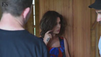 X_Factor_s_Cheryl_looks_amazing_in_ES_Magazine_shoot_-_behind_the_scenes_mp40031.jpg