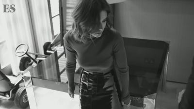 X_Factor_s_Cheryl_looks_amazing_in_ES_Magazine_shoot_-_behind_the_scenes_mp40067.jpg