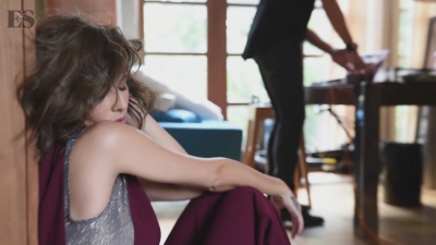X_Factor_s_Cheryl_looks_amazing_in_ES_Magazine_shoot_-_behind_the_scenes_mp40077.jpg