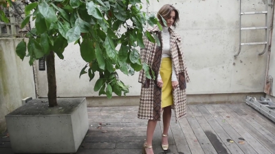 X_Factor_s_Cheryl_looks_amazing_in_ES_Magazine_shoot_-_behind_the_scenes_mp40093.jpg