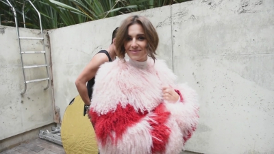 X_Factor_s_Cheryl_looks_amazing_in_ES_Magazine_shoot_-_behind_the_scenes_mp40101.jpg