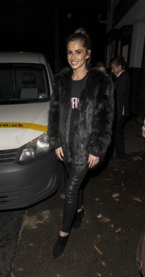 Arriving_and_Leaving_a_Rehearsal_Studio_in_London_01_12_15_28229.jpg