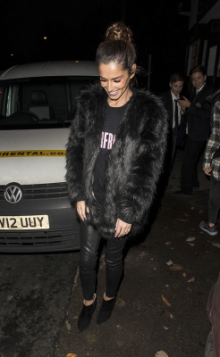 Arriving_and_Leaving_a_Rehearsal_Studio_in_London_01_12_15_28529.jpg