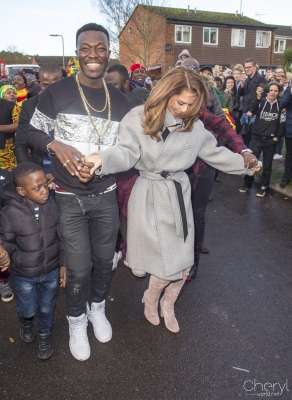 Reggie_and_Bollie_s_Homecoming_in_Farnborough_08_12_15_281229.jpg