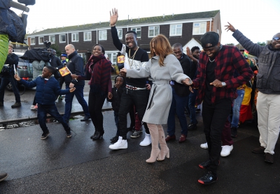 Reggie_and_Bollie_s_Homecoming_in_Farnborough_08_12_15_2812729.jpg