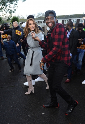 Reggie_and_Bollie_s_Homecoming_in_Farnborough_08_12_15_2814029.jpg