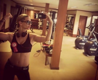 Sarah_Harding_-_17_11_15_28229.jpg