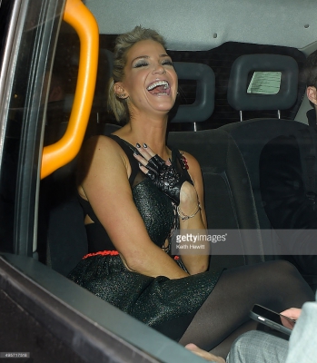 Sarah_Harding_Seen_leaving_The_Supper_Club_afterparty_in_London_04_11_15_282929.jpg