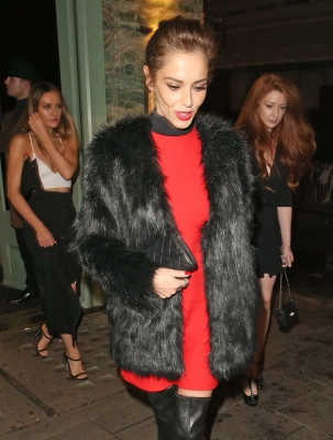 Leaving_At_Sexy_Fish_Restaraunt_in_London_21_12_15_2812929.jpg