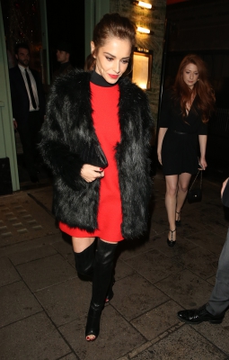 Leaving_At_Sexy_Fish_Restaraunt_in_London_21_12_15_283929.jpg