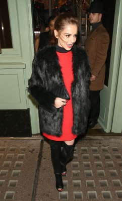 Leaving_At_Sexy_Fish_Restaraunt_in_London_21_12_15_286129.jpg