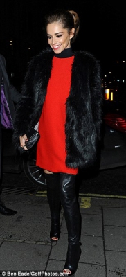 Leaving_At_Sexy_Fish_Restaraunt_in_London_21_12_15_28629.jpg