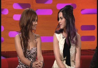 Cheryl_Tweedy___Katy_Perry_-_Full_Interview___Call_My_Name_28Graham_Norton_Show29_-_08_06_2012_mpg1360.jpg