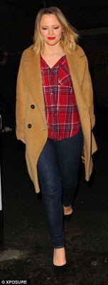 Kim_performances_of_Elf_The_Musical_at_London_s_Dominion_Theatre_14_12_15_28329.jpg