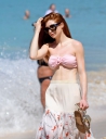 Nicola_Roberts_bares_her_perfect_porcelain_skin_and_toned_abs_in_a_pink_bikini_as_she_hits_the_beach_in_Barbados_29_01_16_2811129.jpg