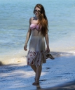 Nicola_Roberts_bares_her_perfect_porcelain_skin_and_toned_abs_in_a_pink_bikini_as_she_hits_the_beach_in_Barbados_29_01_16_2815429.jpg