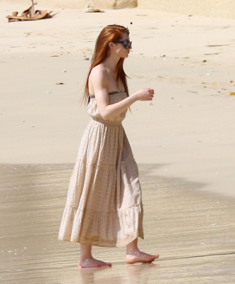 Nicola_Roberts_2596_Bikini_barbados_30_01_16_285829.jpg