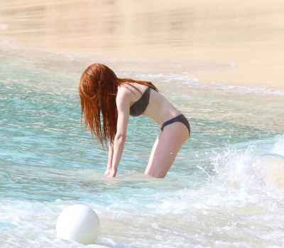 Nicola_Roberts_2596_Bikini_barbados_30_01_16_289329.jpg