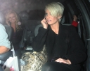 GA_leaving_the_Riverside_Studios2C_London_11_12_07_288729.jpg