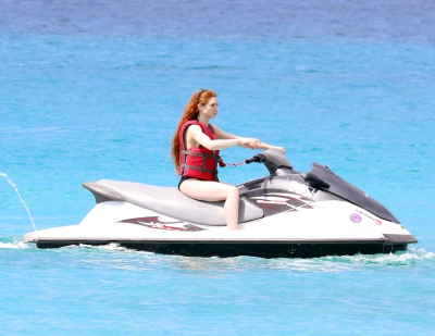 Nicola_Roberts_2596_Barbados_02_02_16_289229.jpg