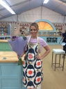 Kimberley_Walsh_2596_The_Great_Sport_Relief_Bake_Off_promos_2016_281329.jpg