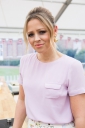 Kimberley_Walsh_2596_The_Great_Sport_Relief_Bake_Off_promos_2016_28829.jpg