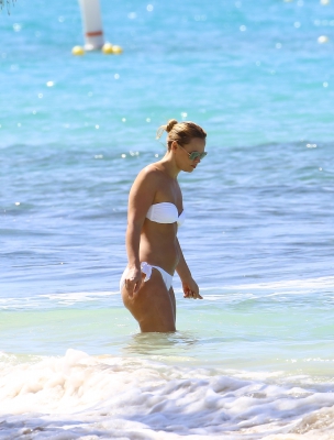 Kimberley_Walsh_2596_Barbados_04_02_16_281629.jpg
